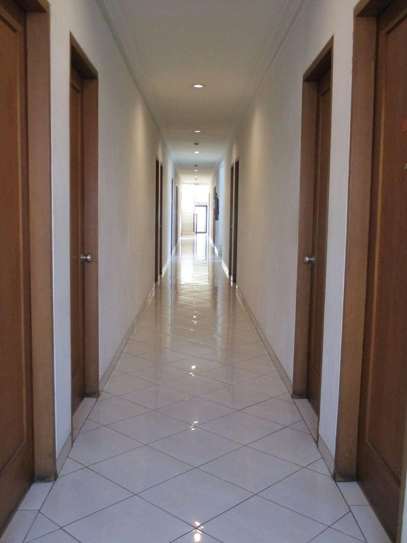 Hotel Caravan Tanah Abang Yakarta Exterior foto
