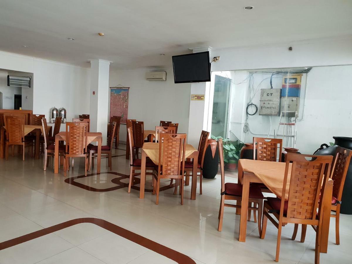 Hotel Caravan Tanah Abang Yakarta Exterior foto